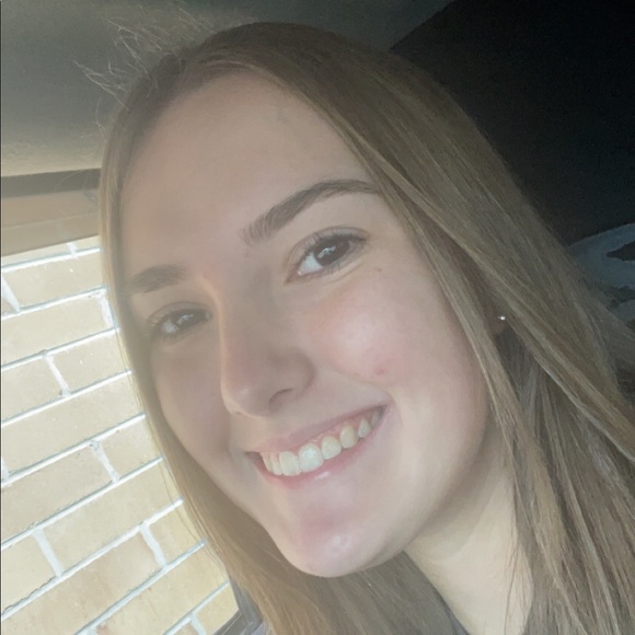 Meet your Posher, Rayne - Picture 1 of 1